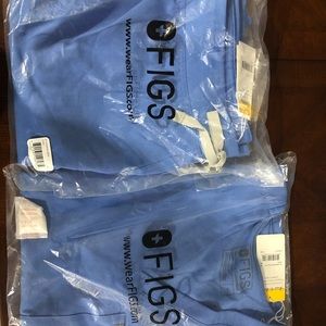 FIGS Catarina Medium Top Ceil